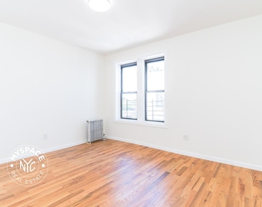1497 Carroll St - Photo Thumbnail 2