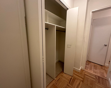 435 East 79th Street - Photo Thumbnail 4