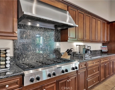 55315 Turnberry Way - Photo Thumbnail 11