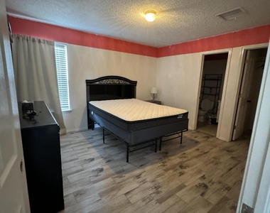 12353 Tierra Alaska Avenue - Photo Thumbnail 7