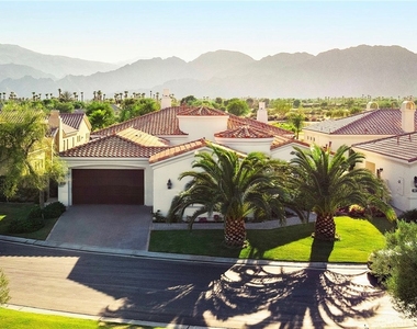55615 Turnberry Way - Photo Thumbnail 32