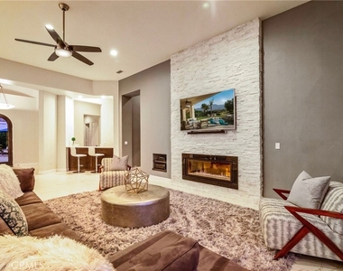 55615 Turnberry Way - Photo Thumbnail 4