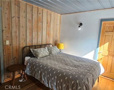 54095 S Circle Drive - Photo Thumbnail 5