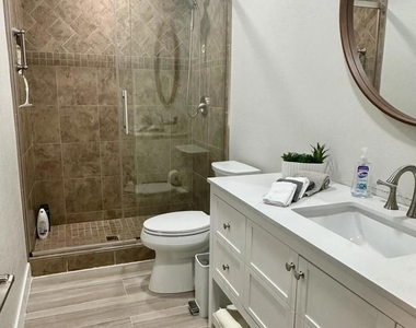 246 Santa Barbara Circle - Photo Thumbnail 13
