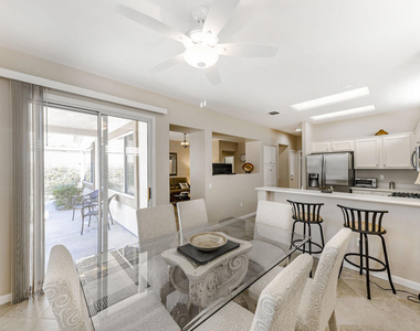 78312 Vinewood Drive - Photo Thumbnail 4