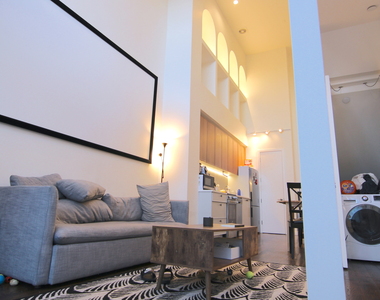 179 North 7th Street - Photo Thumbnail 3