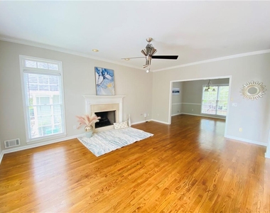 2922 Mitchell Cove Ne - Photo Thumbnail 18