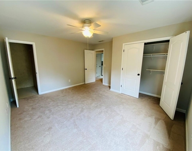 2922 Mitchell Cove Ne - Photo Thumbnail 10