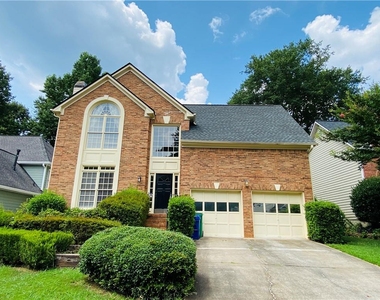 2922 Mitchell Cove Ne - Photo Thumbnail 0