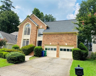 2922 Mitchell Cove Ne - Photo Thumbnail 3