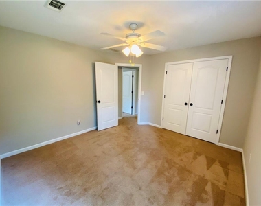 2922 Mitchell Cove Ne - Photo Thumbnail 8