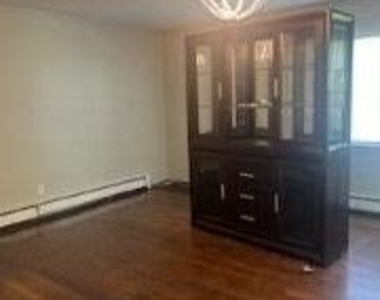 210 Harborview - Photo Thumbnail 5