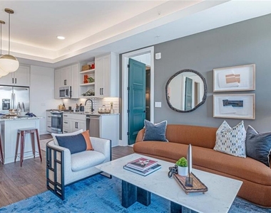 1301 Spring Street Nw - Photo Thumbnail 22