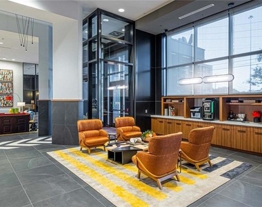 1301 Spring Street Nw - Photo Thumbnail 9