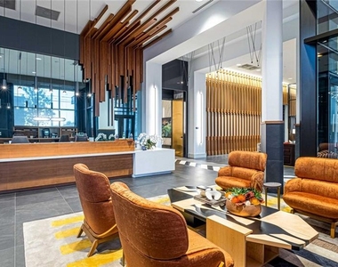 1301 Spring Street Nw - Photo Thumbnail 10
