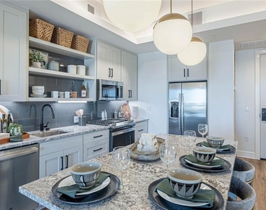 1301 Spring Street Nw - Photo Thumbnail 27