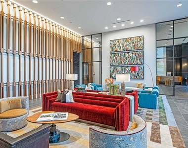 1301 Spring Street Nw - Photo Thumbnail 13