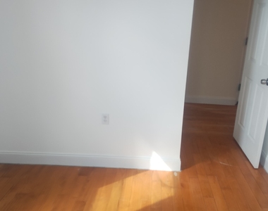 101 West 131st Street - Photo Thumbnail 2