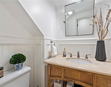 315 Goldenrod Avenue - Photo Thumbnail 47