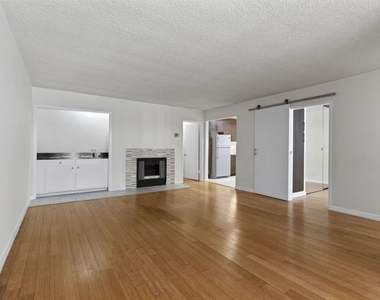 1033 6th Street - Photo Thumbnail 1