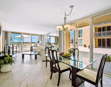 4627 Ocean Blvd - Photo Thumbnail 3