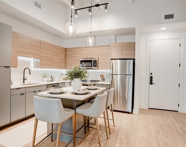 1801 Smith Street - Photo Thumbnail 3