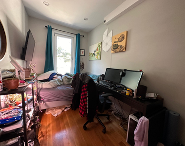 28 Locust Street - Photo Thumbnail 8