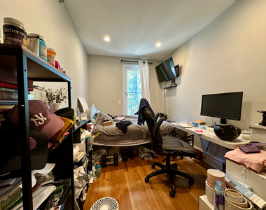 28 Locust Street - Photo Thumbnail 16