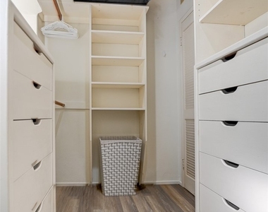 1021 Gaviota Drive - Photo Thumbnail 15