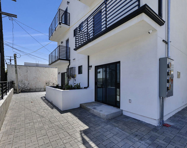 4647 W 18th Street - Photo Thumbnail 16