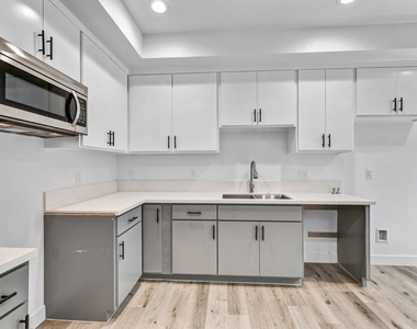 4647 W 18th Street - Photo Thumbnail 2