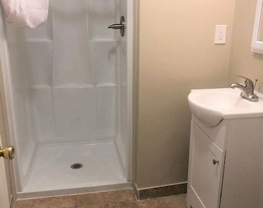 18321 Malden Street - Photo Thumbnail 4