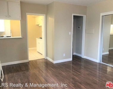 18321 Malden Street - Photo Thumbnail 1