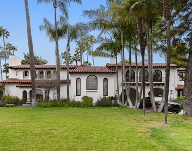 9451 Sunset Boulevard - Photo Thumbnail 3