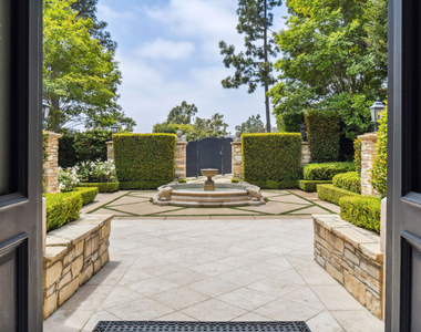 952 N Alpine Drive - Photo Thumbnail 6