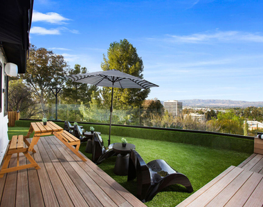 5129 Marmol Drive - Photo Thumbnail 9