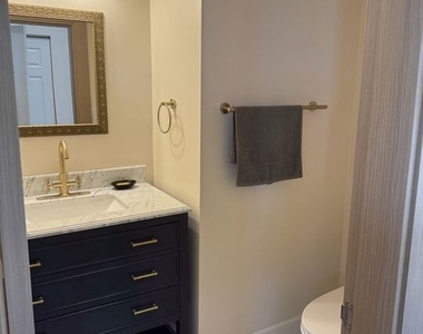 821 Lorraine Boulevard - Photo Thumbnail 3