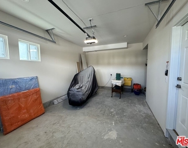 821 Lorraine Boulevard - Photo Thumbnail 9