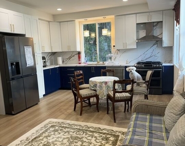 821 Lorraine Boulevard - Photo Thumbnail 13