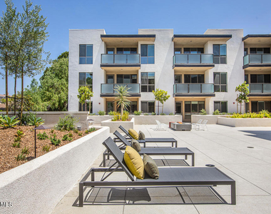 77 Conejo School Road - Photo Thumbnail 19