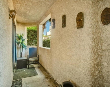 200 E Racquet Club Road - Photo Thumbnail 31