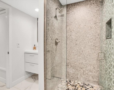 200 E Racquet Club Road - Photo Thumbnail 20