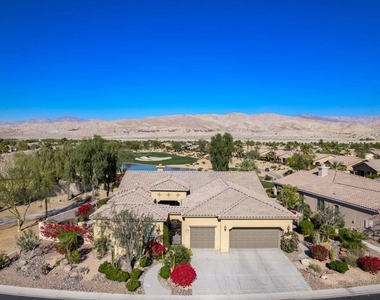 81074 Avenida Neblina - Photo Thumbnail 8