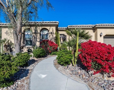 81074 Avenida Neblina - Photo Thumbnail 9