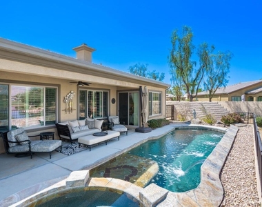 81074 Avenida Neblina - Photo Thumbnail 5
