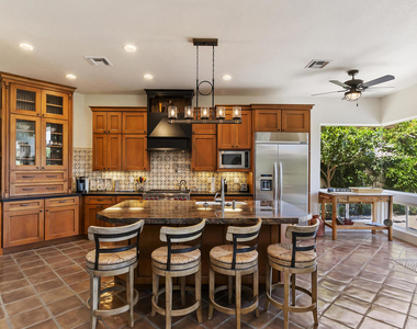 78920 Cabrillo Way Way - Photo Thumbnail 10