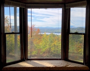 306 Rollins - Photo Thumbnail 19