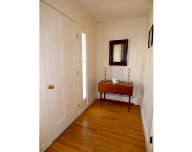 194 Main - Photo Thumbnail 3