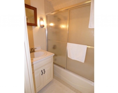 194 Main - Photo Thumbnail 28