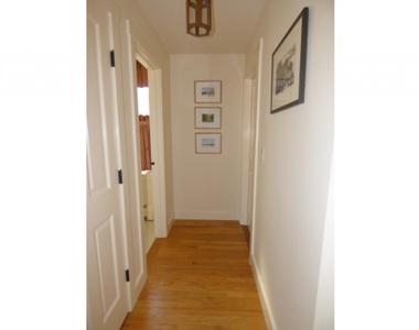 194 Main - Photo Thumbnail 13